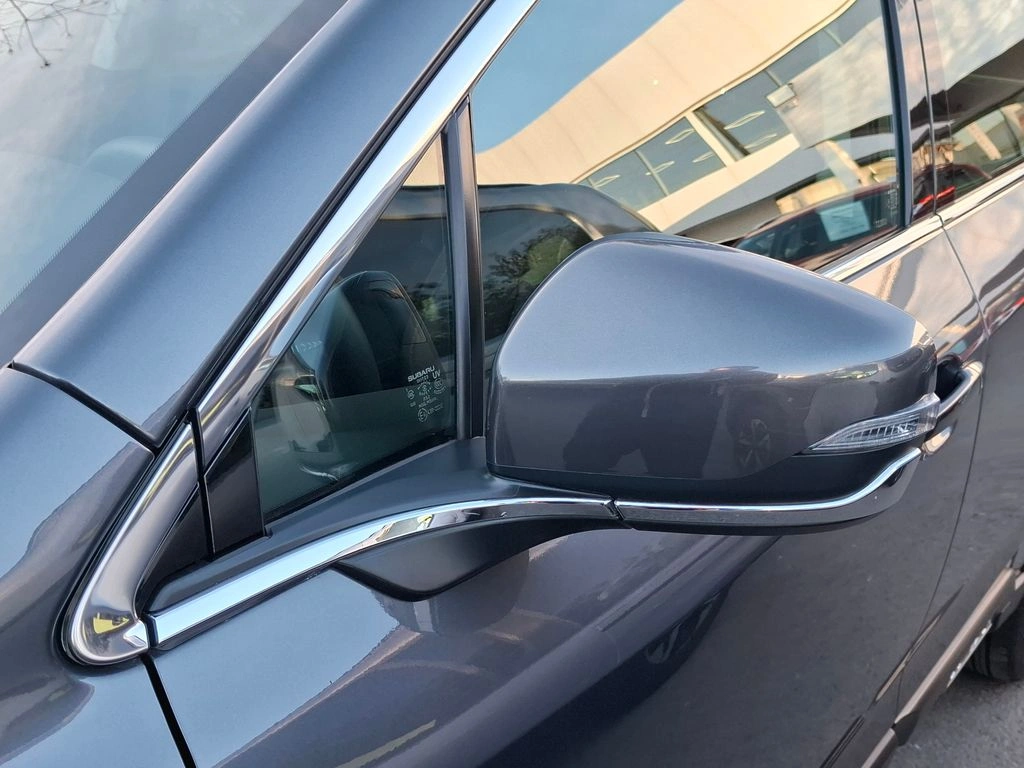 Subaru Outback — foto 5 de 18