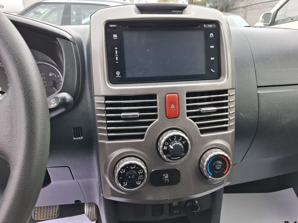 Toyota Rush — foto 16 de 19