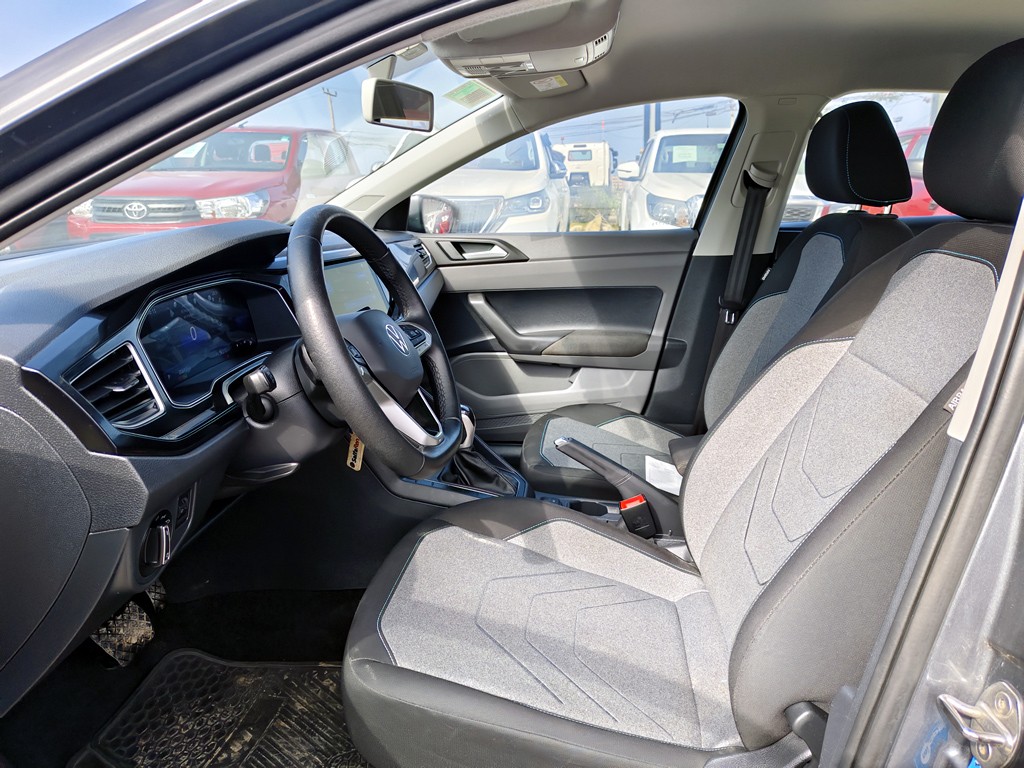 VOLKSWAGEN VIRTUS 2024 - Foto 10