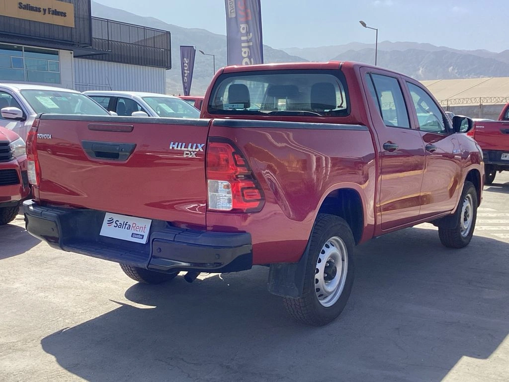 TOYOTA HILUX 2023 - Foto 4