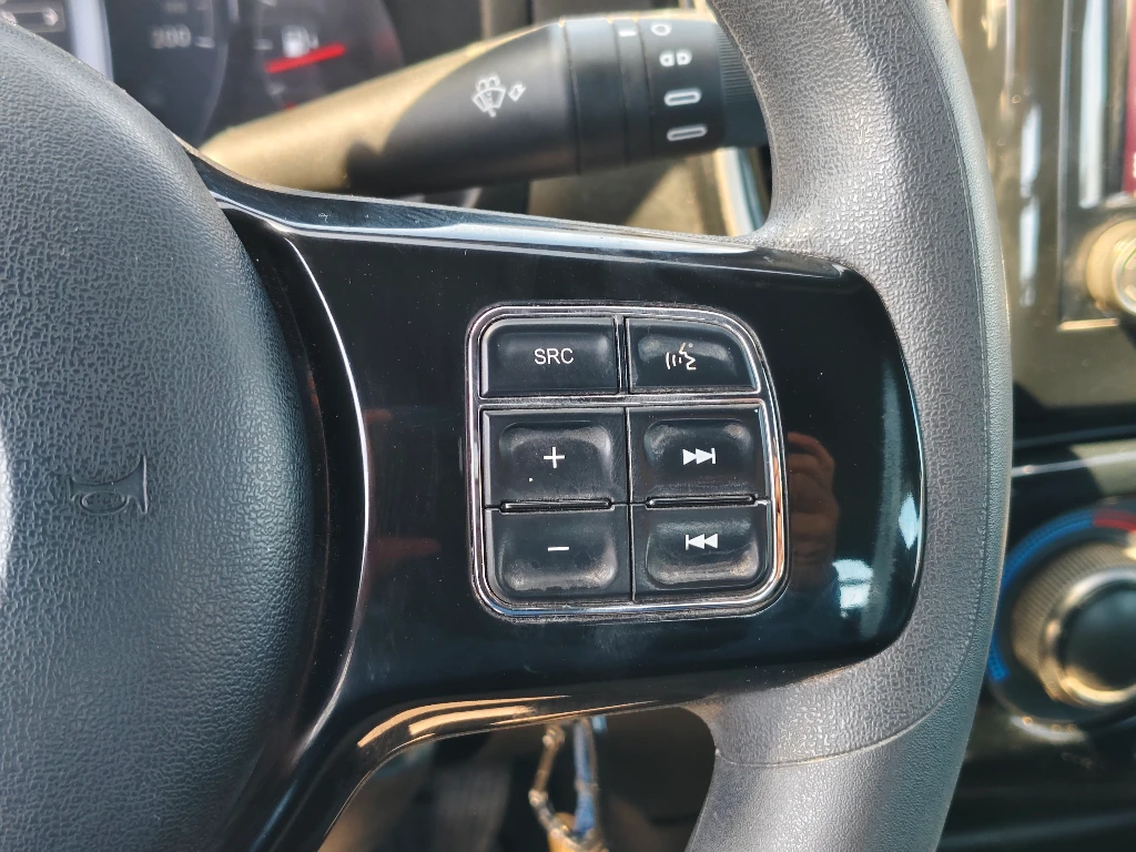 RAM 700 2022 - Foto 19