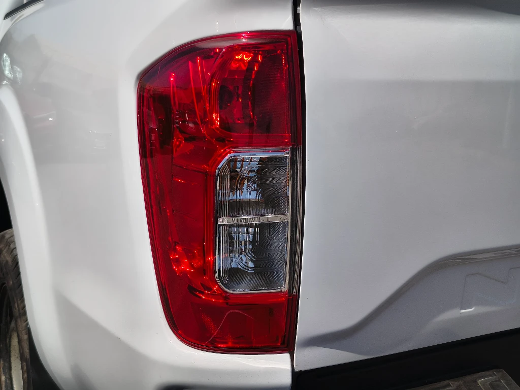 NISSAN NAVARA 2023 - Foto 12