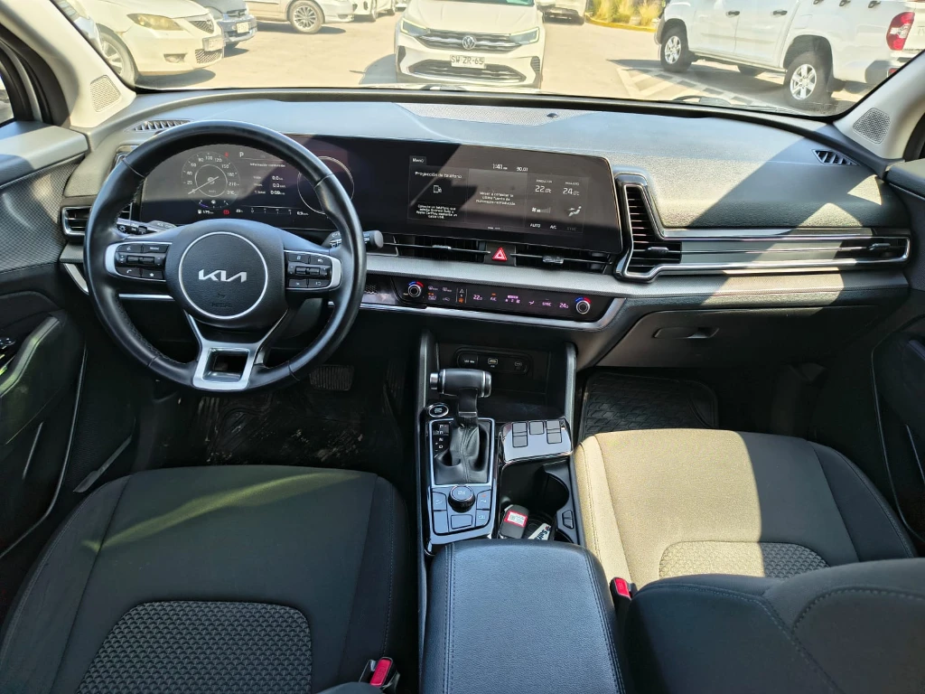 KIA SPORTAGE 2023 - Foto 17