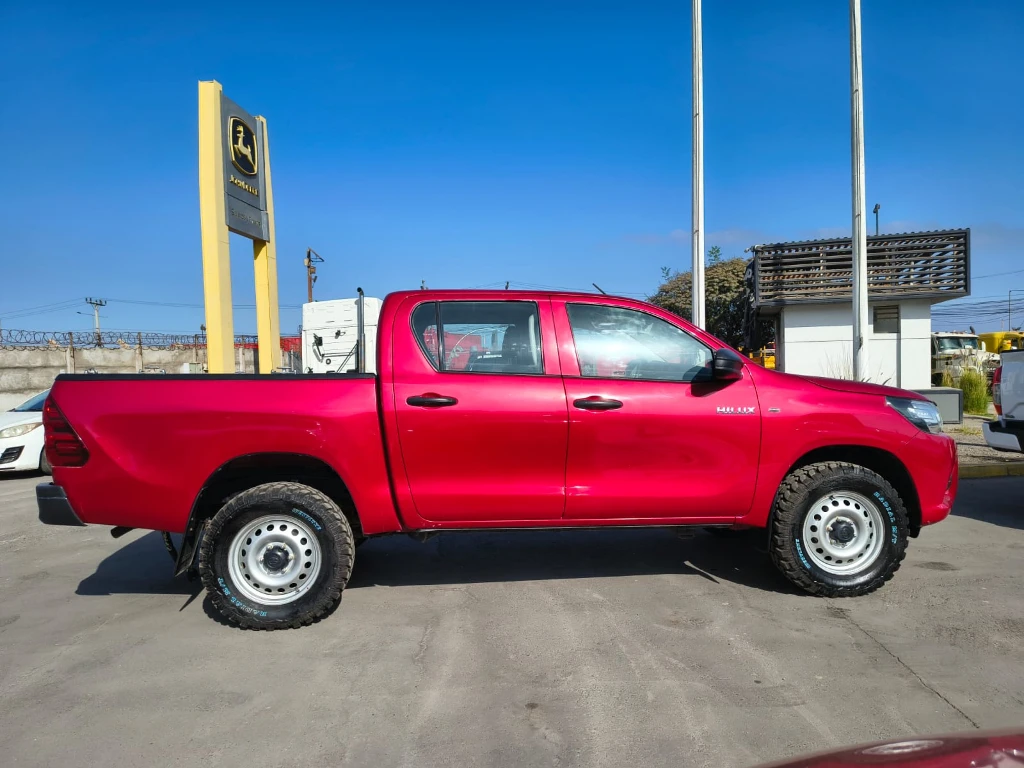 TOYOTA HILUX 2024 - Foto 4