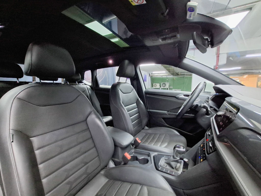 VOLKSWAGEN TAOS 2024 - Foto 21