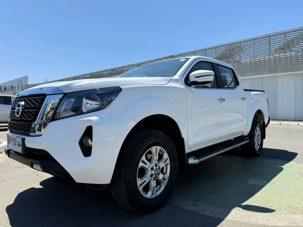 NISSAN NAVARA