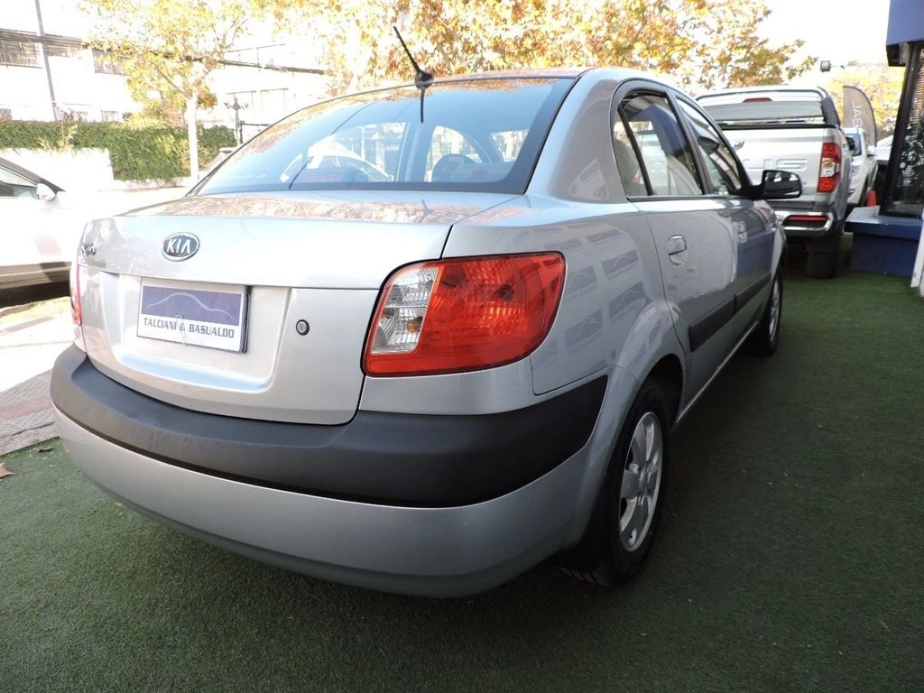 KIA RIO 2010 - Foto 16