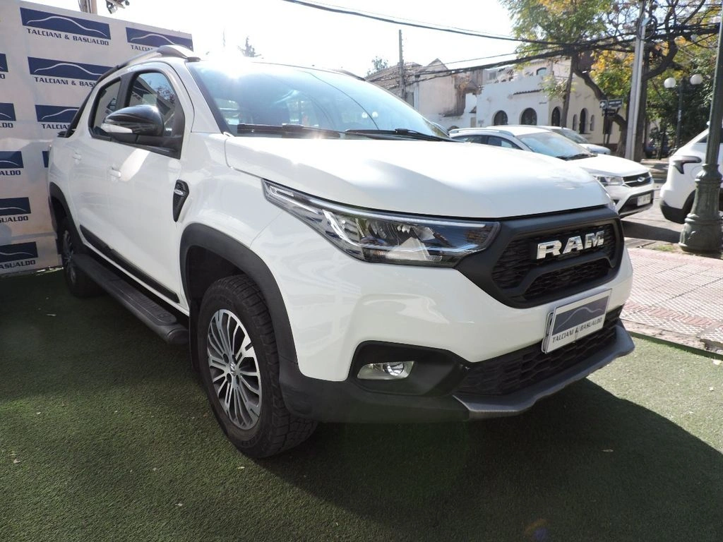 RAM 700 2023 - Foto 2