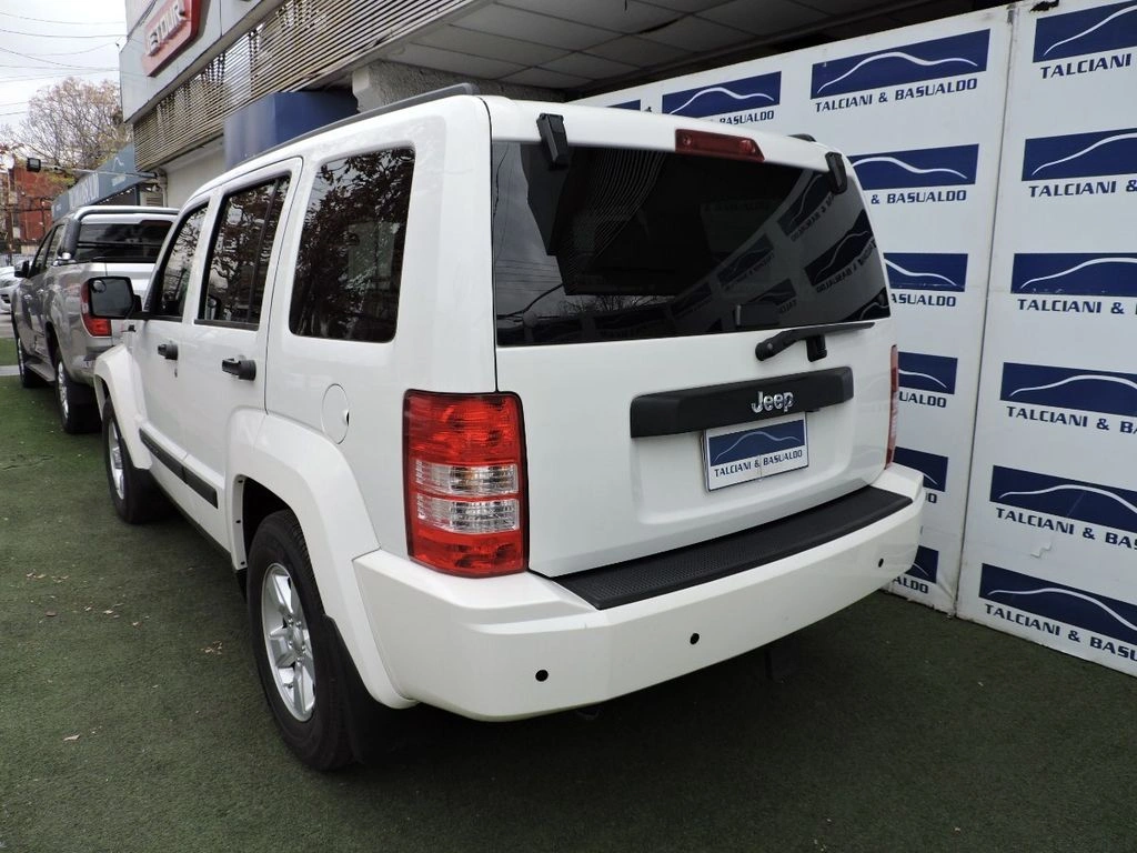 JEEP LIBERTY 2010 - Foto 15