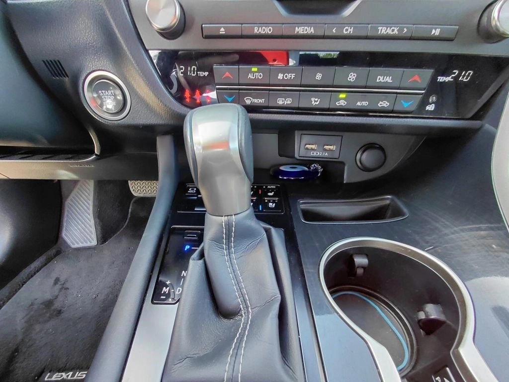 LEXUS RX 2023 - Foto 24