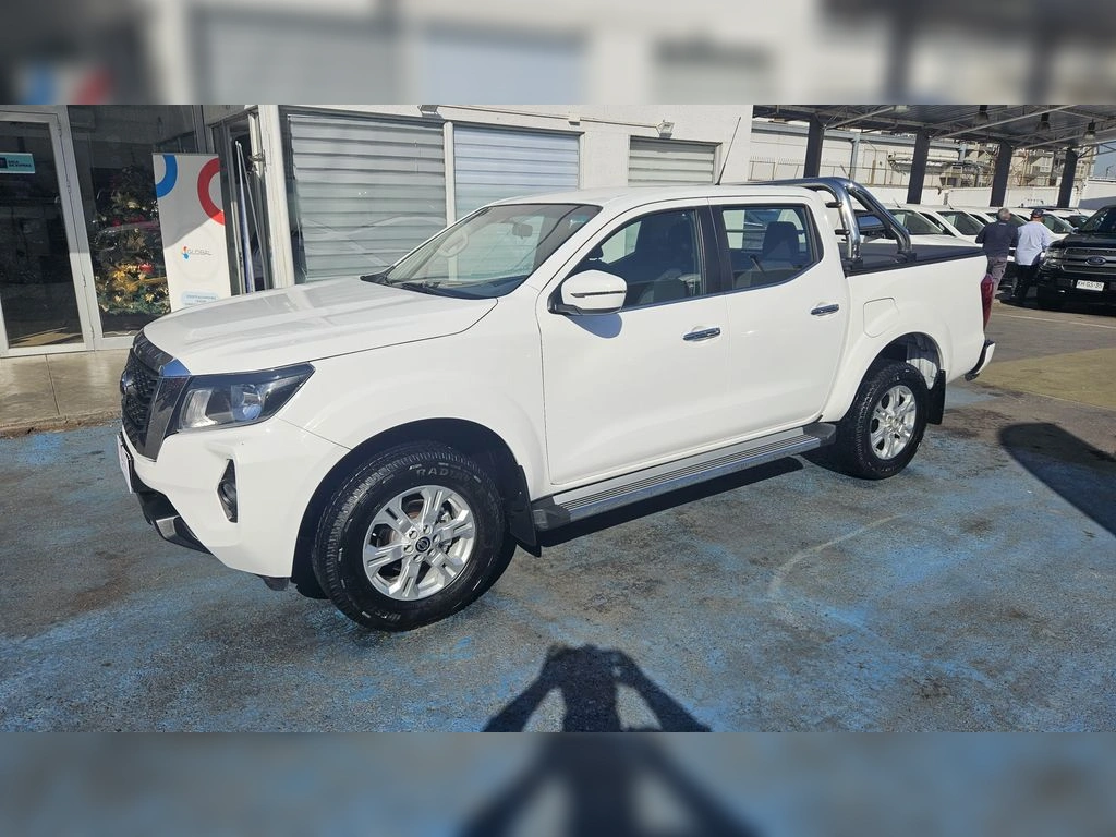 NISSAN NAVARA