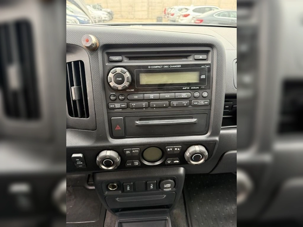 Honda Ridgeline — foto 8 de 17
