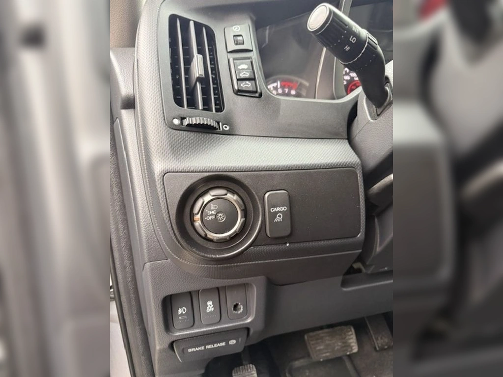 Honda Ridgeline — foto 15 de 17