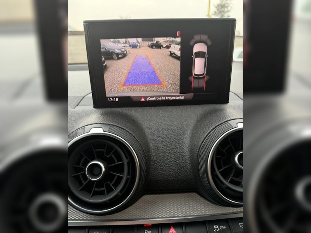 Audi Q2 — foto 13 de 18