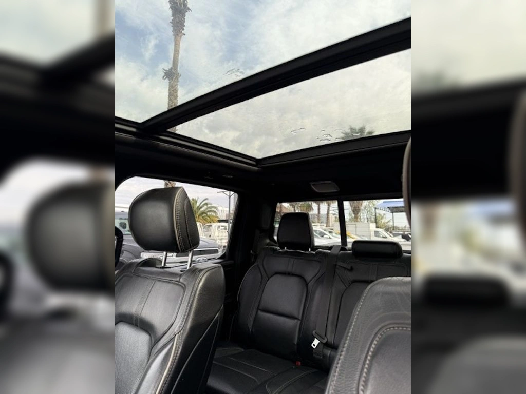 Dodge Ram 1500 — foto 10 de 19