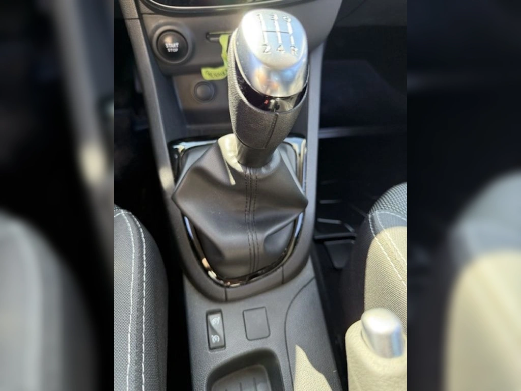 Renault Clio — foto 11 de 18