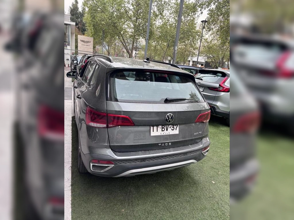 VOLKSWAGEN TAOS 2025 - Foto 4