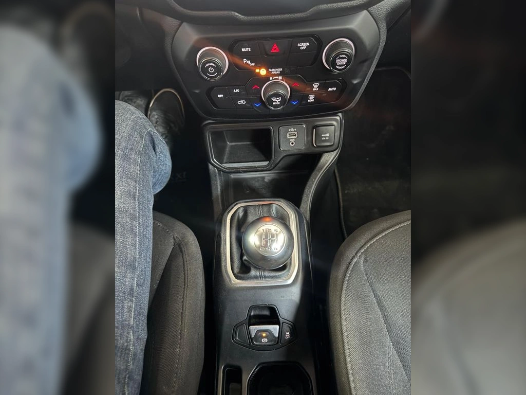 JEEP RENEGADE 2022 - Foto 15