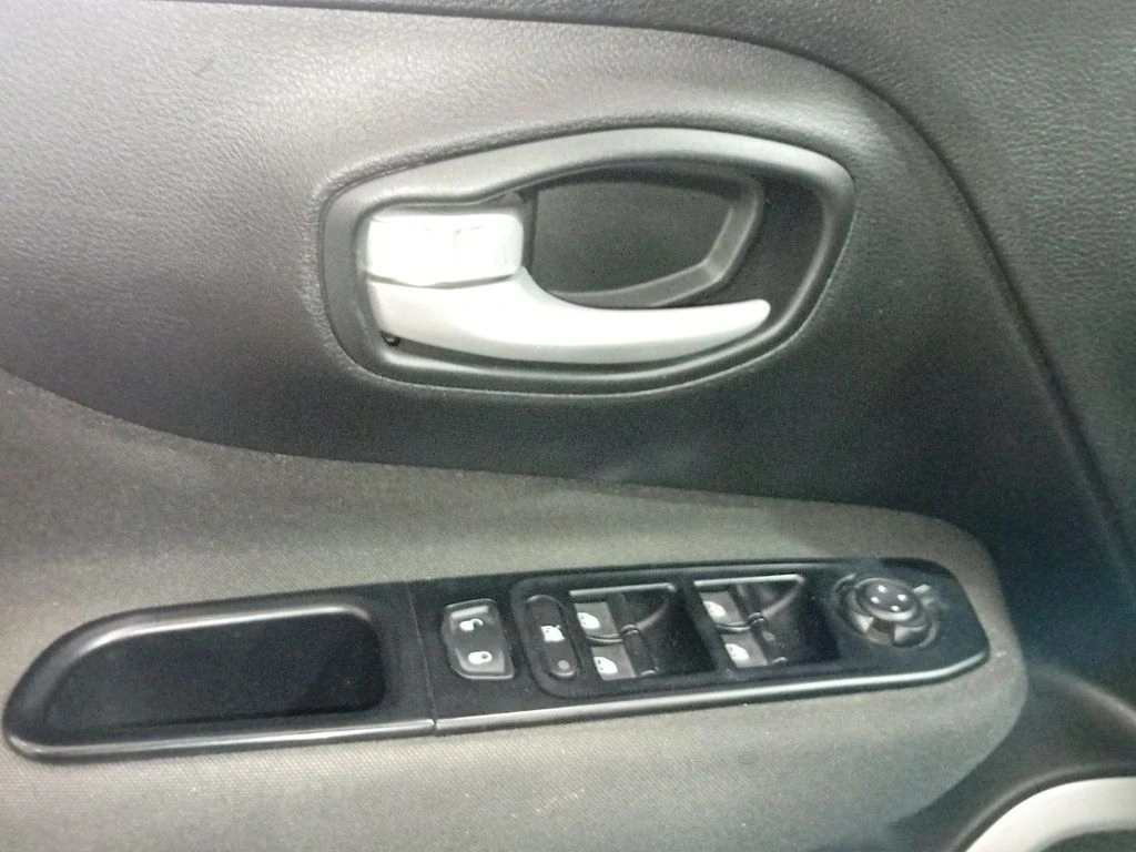 JEEP RENEGADE 2022 - Foto 8