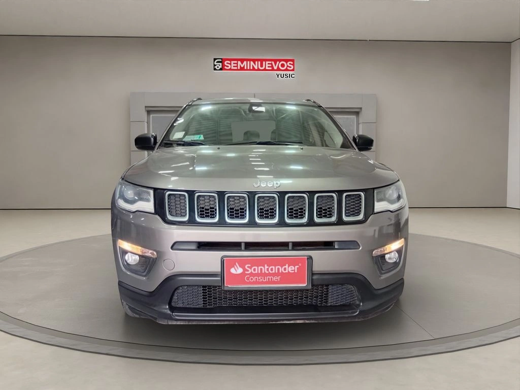 Jeep Compass2.4 Compass Sport — foto 2 de 19