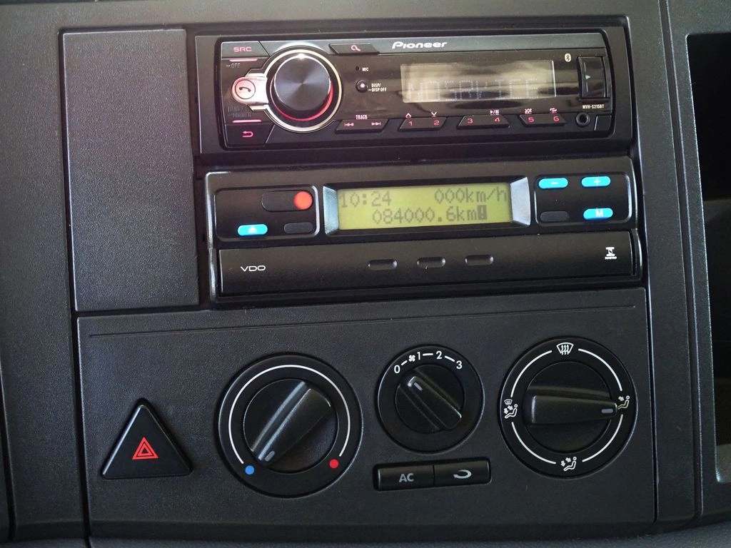 VOLKSWAGEN CONSTELLATION 2021 - Foto 17