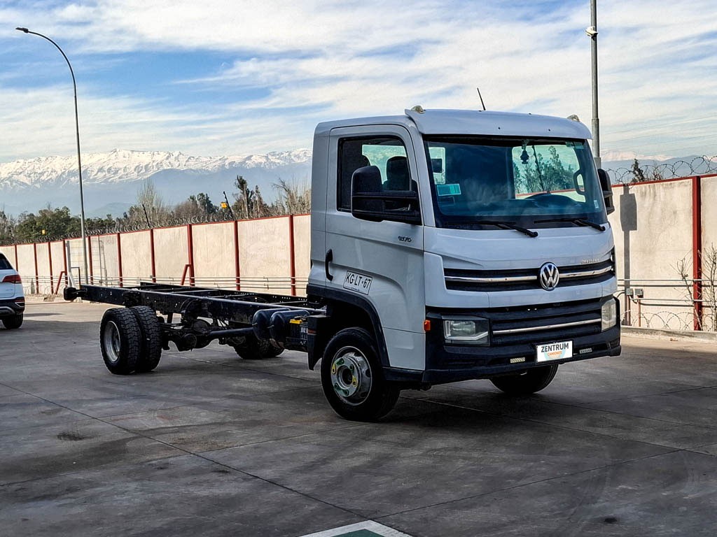 VOLKSWAGEN DELIVERY