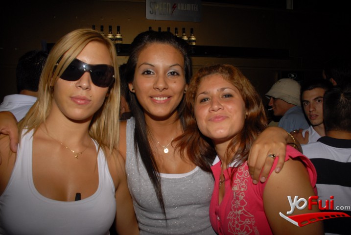 Candela Ogea, Jessica Borthwiza, Agustina Medina
