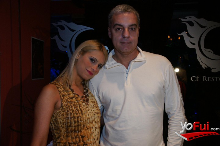 Laura Fernandez Castro, Mickey Cameroni