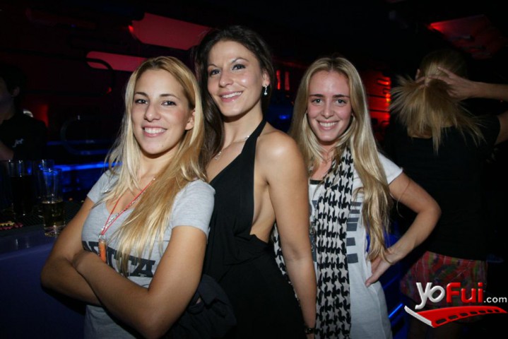 Belén Farina, Agustina Ressia, Valeria Dominguez