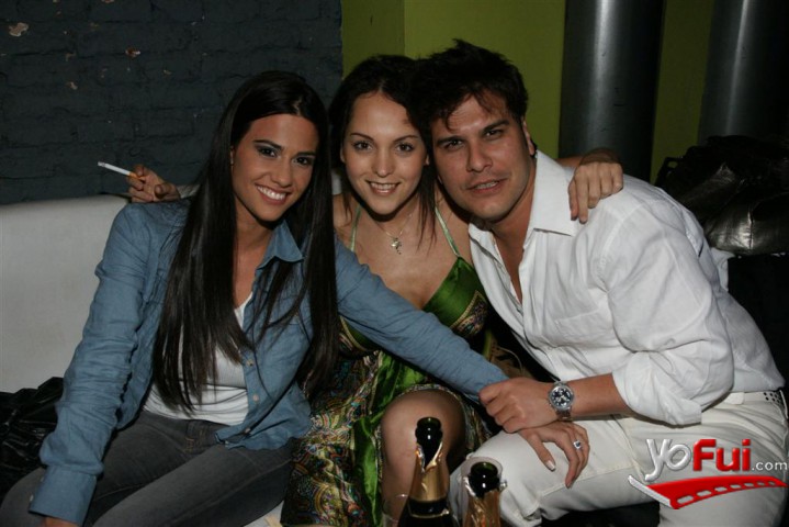 Delfina, Agustina, Agustín Vidal