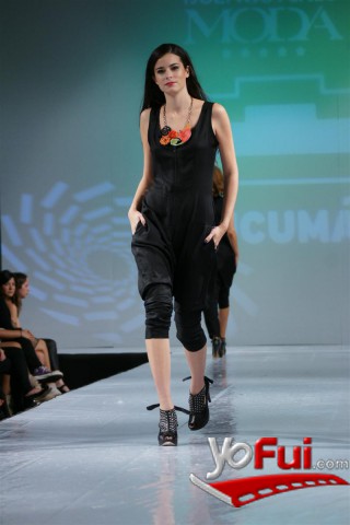 Fotografía en Desfile de Diseño de Tucumán en el Bs As Moda 2010, Centro Costa Salgureo