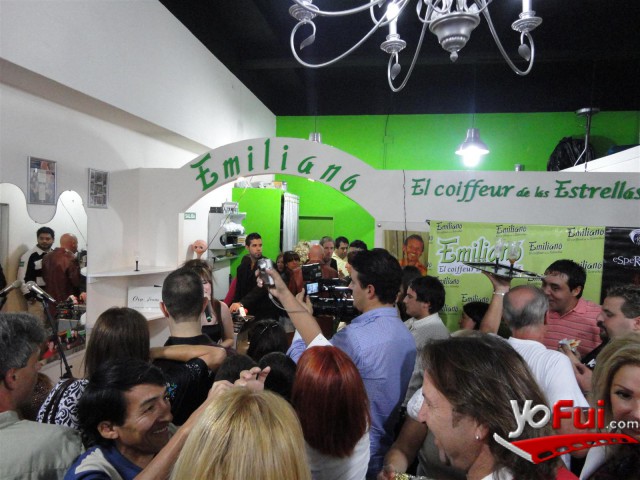 Fiesta en lo de Emiliano, el coiffeur de las Estrellas