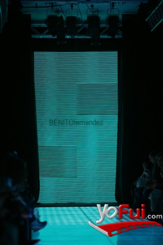Fotografía en Desfile de Benito Fernandez Verano 2012, Tribuna Plaza