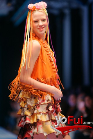 Fotografía en Desfile de Benito Fernandez Verano 2012, Tribuna Plaza