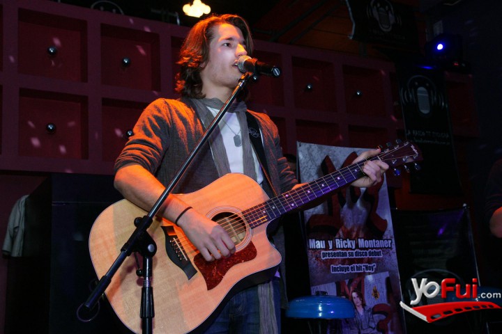 Fotografía en Show Acústico de MR Montaner, Loka Bar