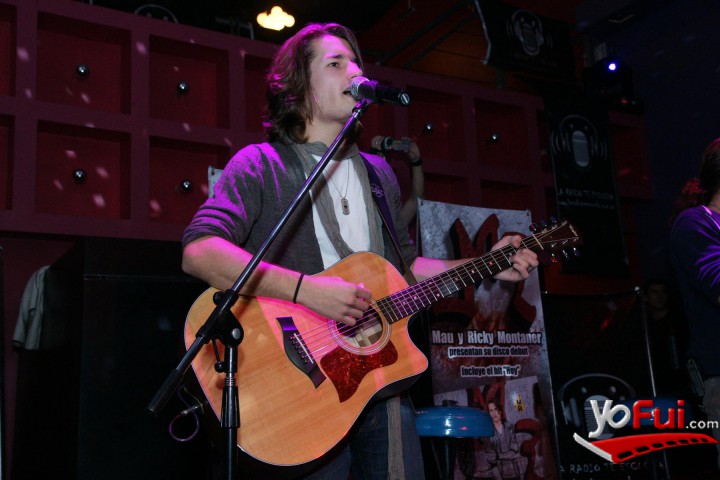 Fotografía en Show Acústico de MR Montaner, Loka Bar