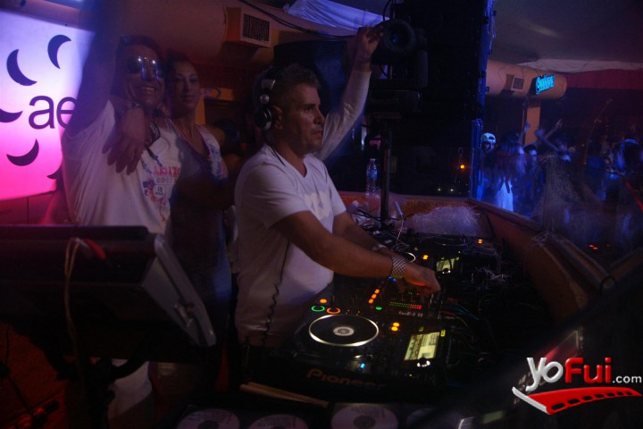 Fotografía en Fiesta AET en el Divino Beach, La Caseta