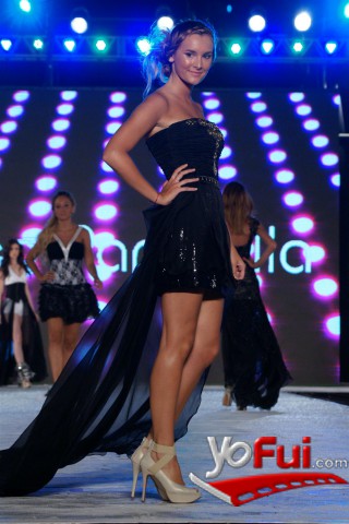 Fotografía en Claudio Cosano en el Desfile de Leo Paparella, Helipuerto Hermitage Hotel