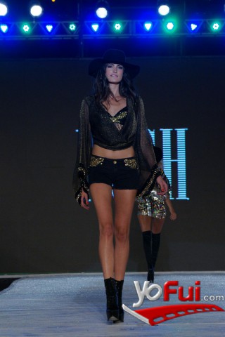Fotografía en Rosh en el Desfile de Leo Paparella, Helipuerto Hermitage Hotel