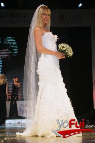 Fotografía en Desfile de Iaia Cano en Silkey Mundial 2010, La Rural