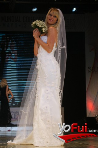 Fotografía en Desfile de Iaia Cano en Silkey Mundial 2010, La Rural