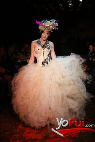 Fotografía en Desfile de Verónica de la Canal Otoño Invierno 2012, Tienda Harrods