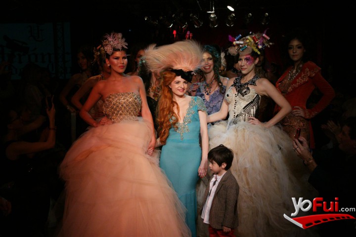 Fotografía en Desfile de Verónica de la Canal Otoño Invierno 2012, Tienda Harrods
