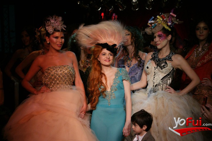 Fotografía en Desfile de Verónica de la Canal Otoño Invierno 2012, Tienda Harrods