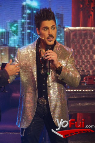 Fotografía en Primer Programa de Fort Night Show, America TV