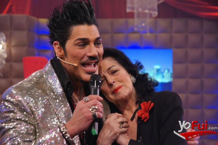 Fotografía en Primer Programa de Fort Night Show, America TV