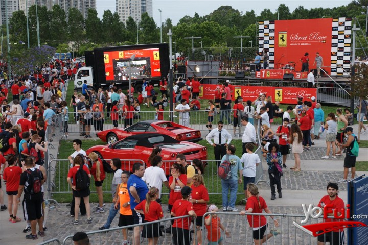 Fotografía en FERRARI STREET RACE BY TMX 2012, Puerto Madero