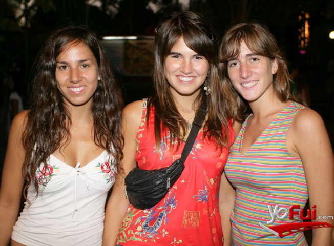 Consuelo León, Carmen Justiniano, María José Vicuña