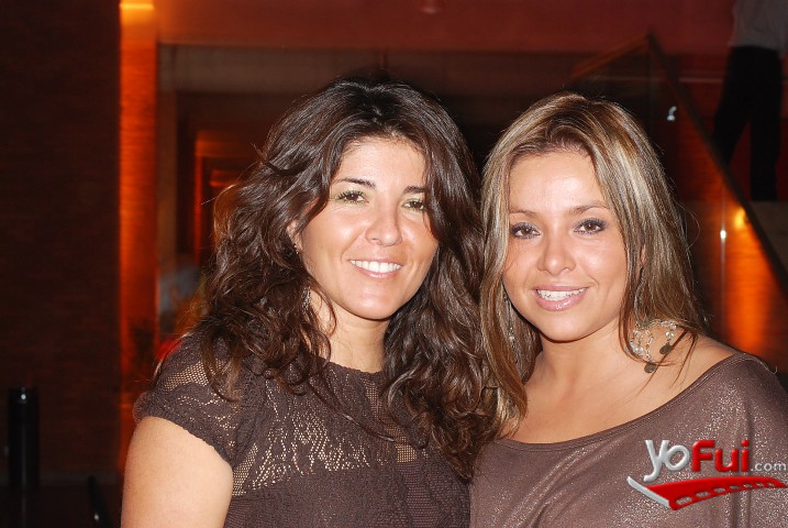 Paola Vega, Karen Barrientos
