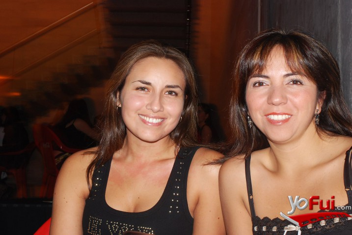 Natally Galli, Cristina Antúnez